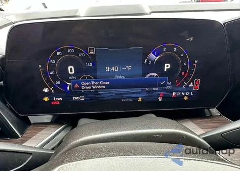 2025 Chevrolet Tahoe K1500 Lt z USA, uszkodzony, nr VIN 1GNS6NRD0SR327465